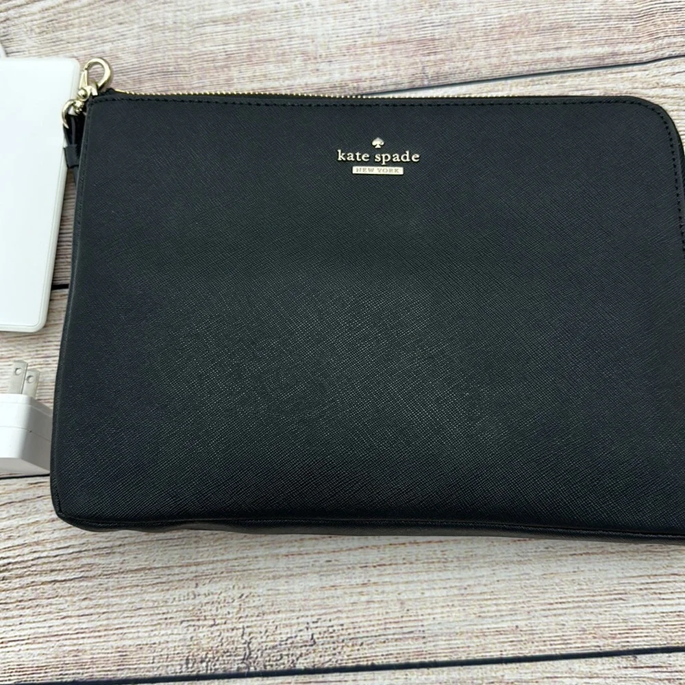 Kate Spade Everpurse Black Large Quentin Wristlet - Picture 4 of 10